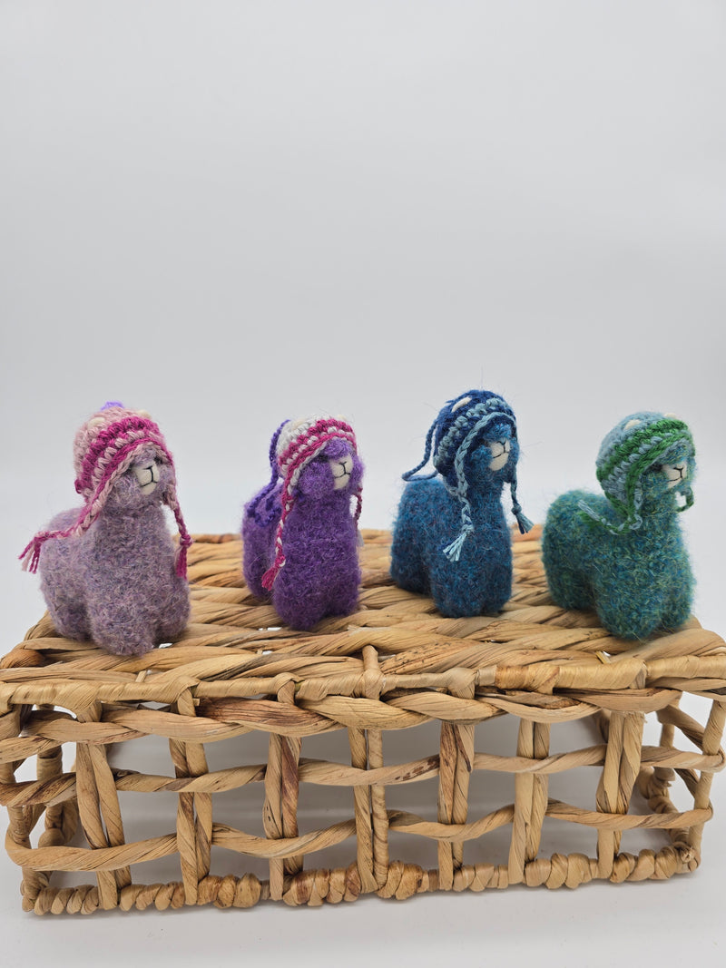 Alpaca Fur Keychain | Backpack Hanger – WUAMAN